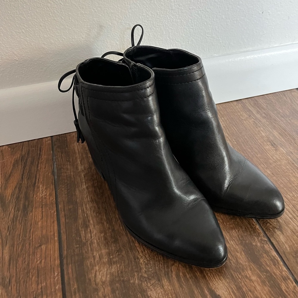 Vince Camuto Mellia Bootie